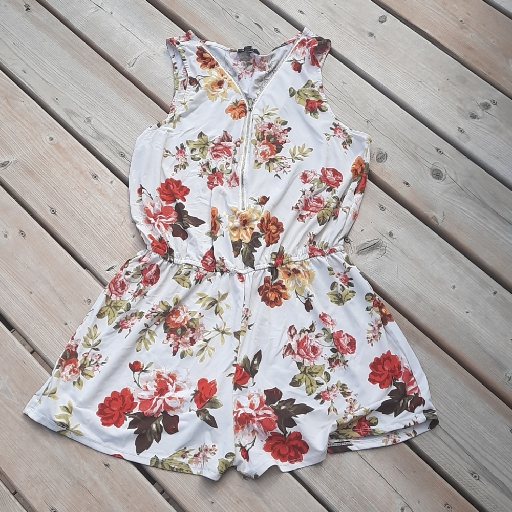 Floral romper‎
